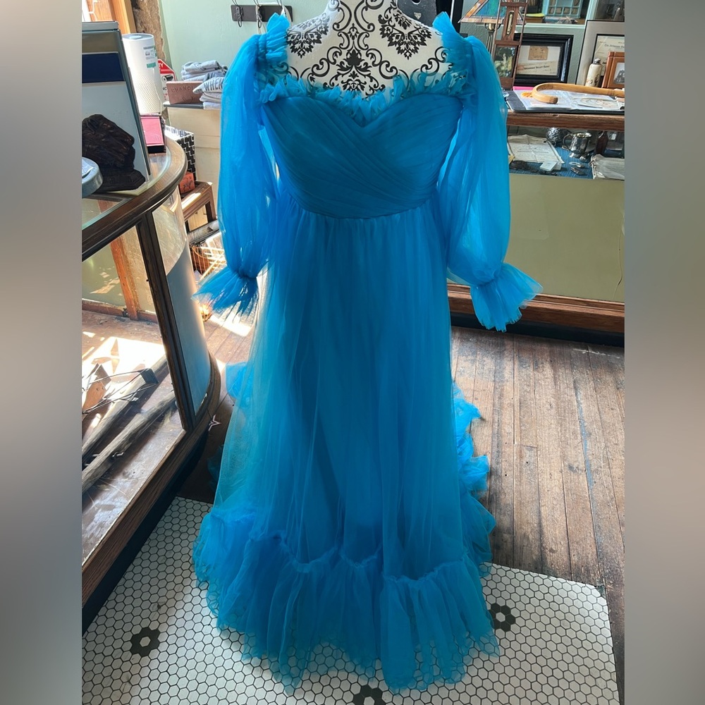 Elegant Blue Off or On Shoulder Maternity Dress - Picture 2 of 11